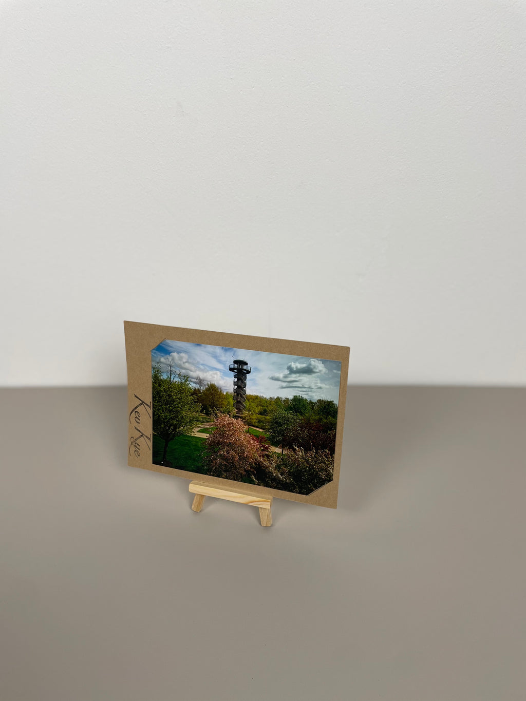 Aussichtsturm Frühling Zierapfel weit Park der Gärten