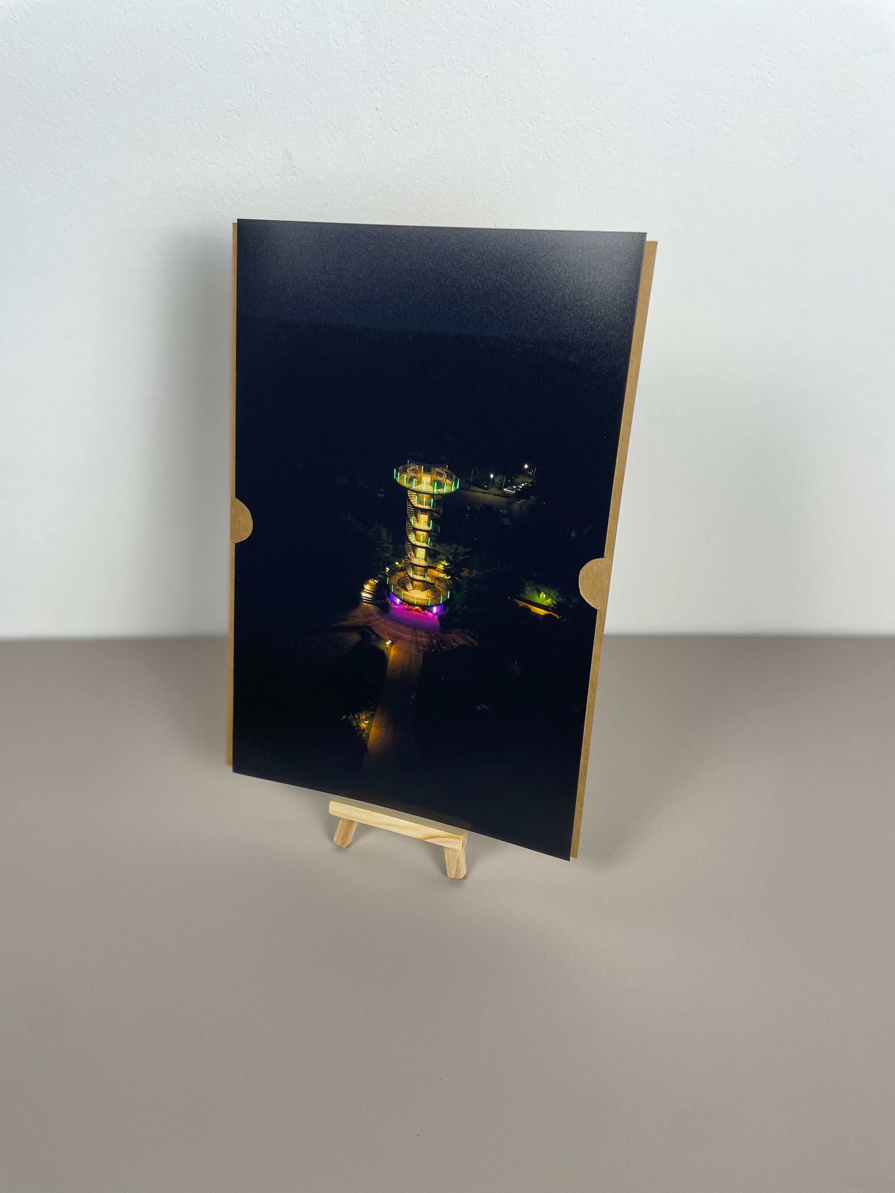 Illumination Aussichtsturm Nacht Park der Gärten